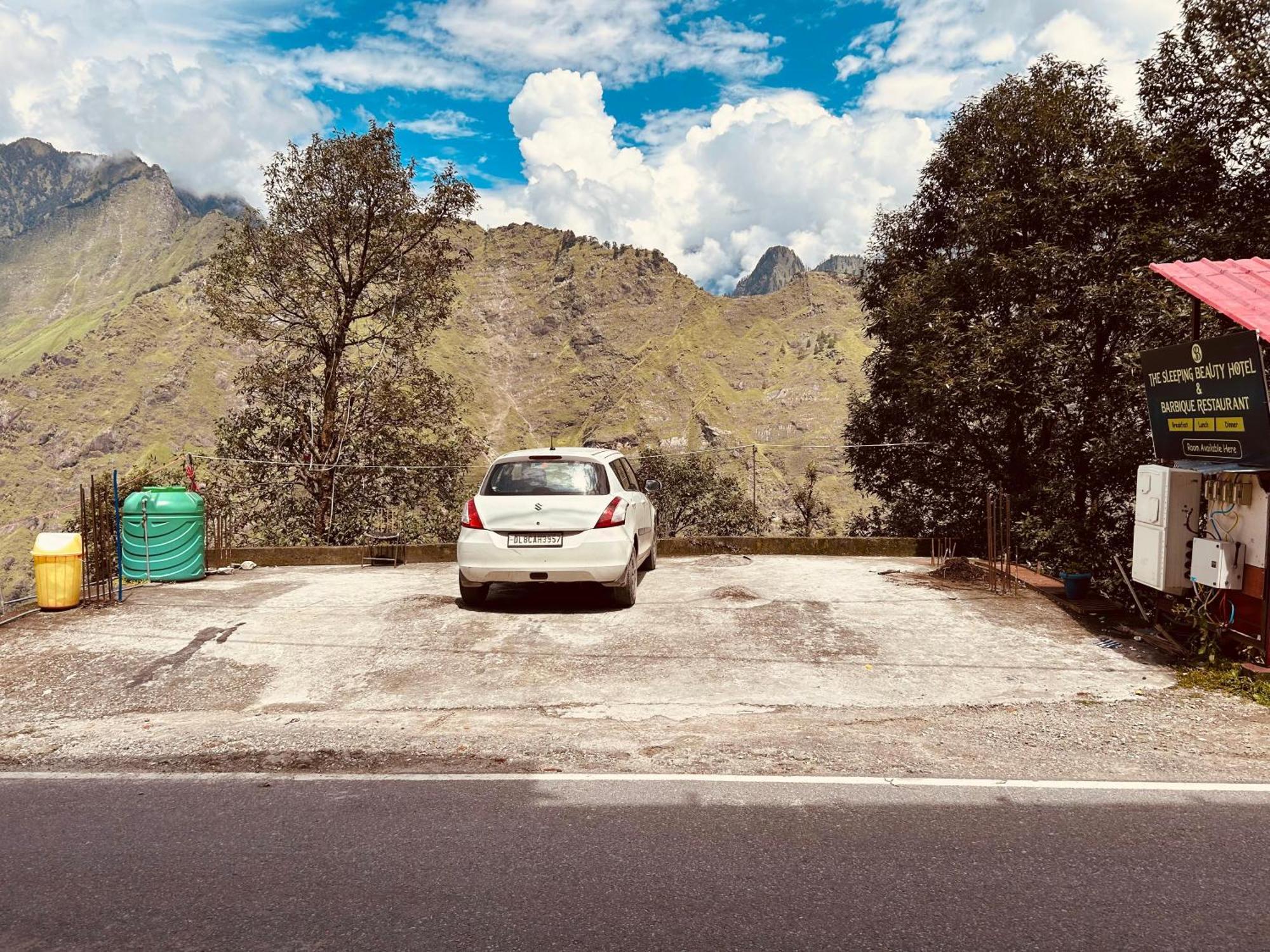Sleeping Beauty Hotel Moutain View Property Joshimath Exterior photo
