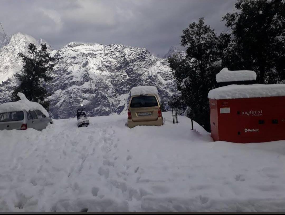 Sleeping Beauty Hotel Moutain View Property Joshimath Exterior photo
